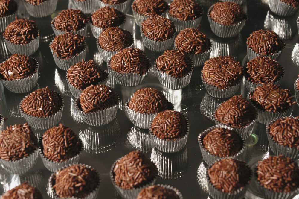 Brigadeiro de leite de coco sem açúcar